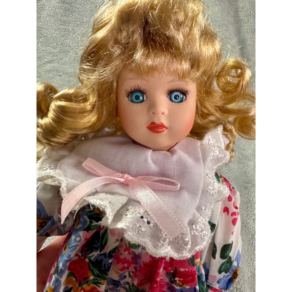 Vintage Porcelain Doll Blonde Curls Blue Eyes Floral Dress Lace Collar 11 Inch